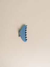 Load image into Gallery viewer, Nat & Noor | Medium Hair Claw - Sea