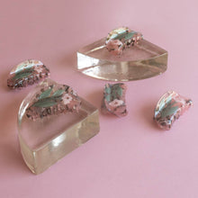 Load image into Gallery viewer, Woodland Sorrel Flower Hair Claw in Frosted Pink Acetate