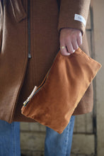 Load image into Gallery viewer, Erin Flett | Velvet Clutch
