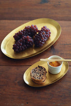 Load image into Gallery viewer, Fog Linen Work | Brass Oval Tray (S)
