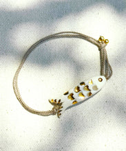 Load image into Gallery viewer, Carola Spitzer | Catch -Fish- Bracelet
