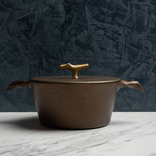 Load image into Gallery viewer, 3.5qt Dutch Oven with 9in Lid
