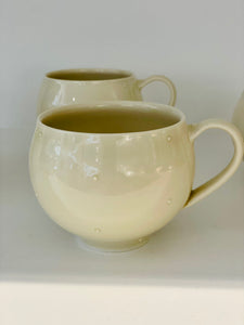 Autumn Cipala | Rounded Cup, Cream Glaze