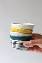 Load image into Gallery viewer, Elizabeth Benotti | Small Pinch Bowl
