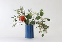 Load image into Gallery viewer, Elizabeth Benotti | Give Take Oval Vase
