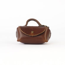 Load image into Gallery viewer, Kurier | Poo Purse
