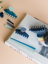 Load image into Gallery viewer, Nat &amp; Noor | Large Hair Claw - Sea
