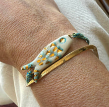 Load image into Gallery viewer, Carola Spitzer | Catch -Fish- Bracelet
