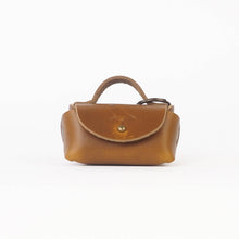 Load image into Gallery viewer, Kurier | Poo Purse
