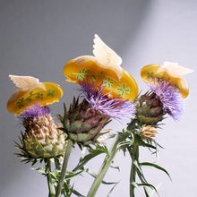 Load image into Gallery viewer, Lucky Dove White Four Leaf Clover Acetate Hair Claw
