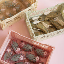 Load image into Gallery viewer, Woodland Sorrel Flower Hair Claw in Frosted Pink Acetate
