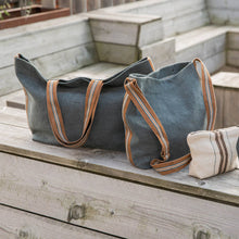 Load image into Gallery viewer, Libeco | Atlas Shouldersac River 45x36x15cm
