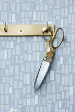 Load image into Gallery viewer, Brass Handle Scissors (L)
