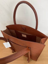Load image into Gallery viewer, Studio Crie | Arc Carryall
