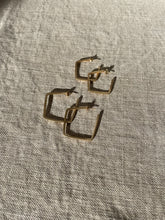 Load image into Gallery viewer, Emily Shaffer | 14k Gold Square Hoops
